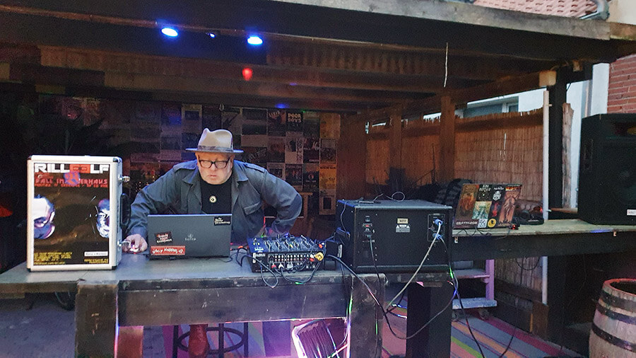 Betreutes Trinken mit Musik  7